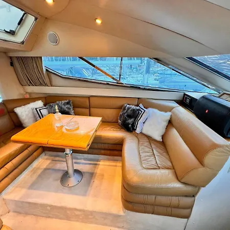 Exclusive 2 Botel *