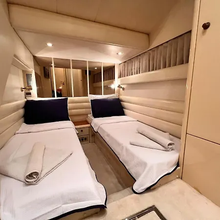 Exclusive 2 Botel *