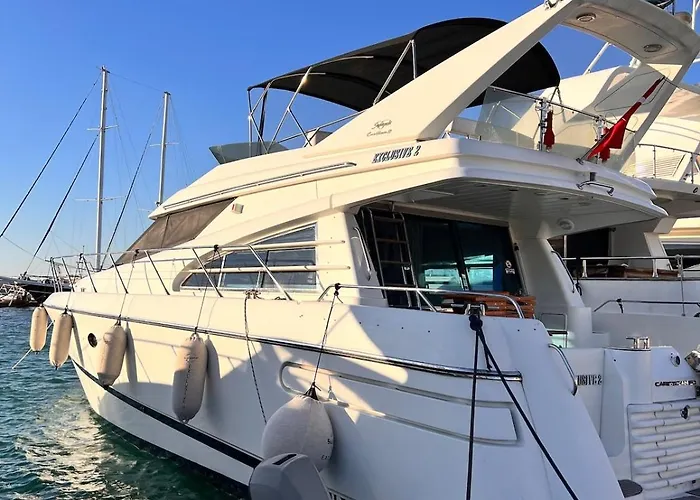 Exclusive 2 Bådhotel *