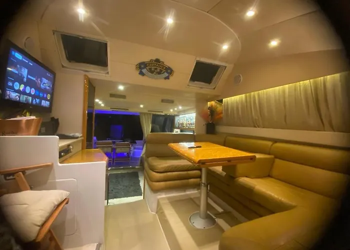 Exclusive 2 Bådhotel Çeşme