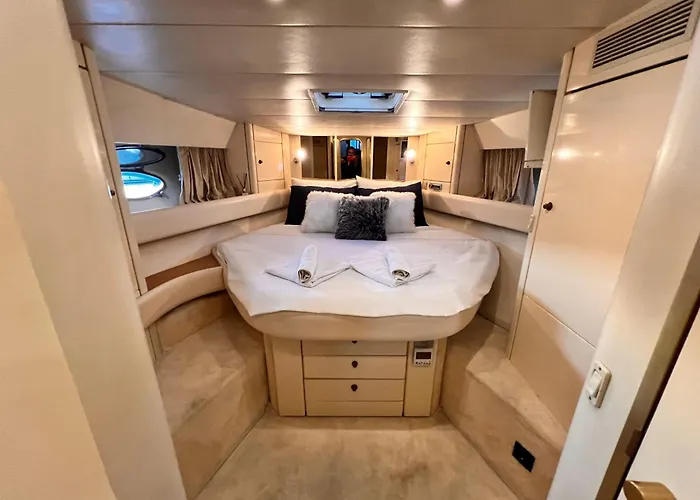 Bådhotel Exclusive 2 *