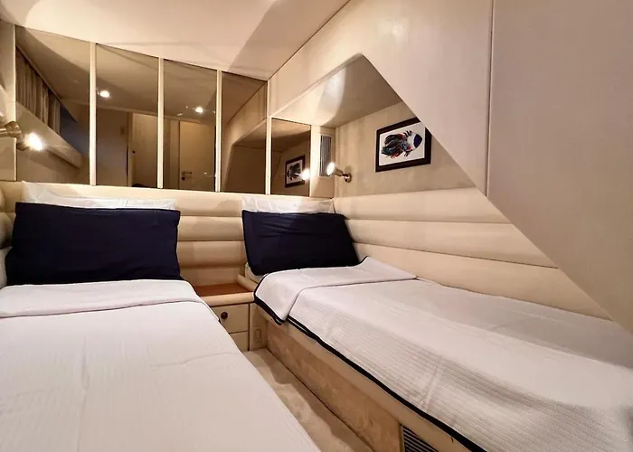 Exclusive 2 Bådhotel