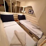 Exclusive 2 *