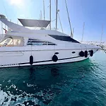 Exclusive 2 Hotel en barco