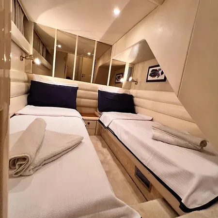 Exclusive 2 Botel Cesme