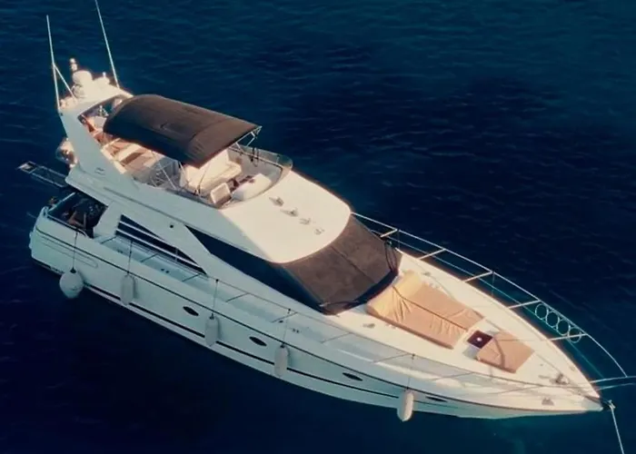 Exclusive 2 船屋 Çeşme