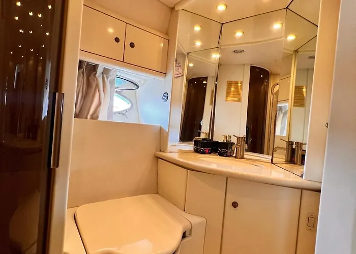 Exclusive 2 * Çeşme